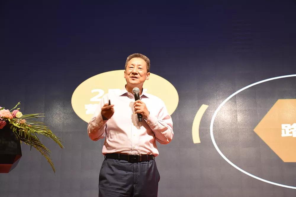 中國營銷實戰(zhàn)專家路長全先生